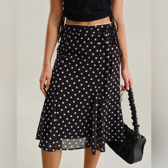Rihoas Black Polka Dot Mermaid Midi Skirt - Picture 1 of 5